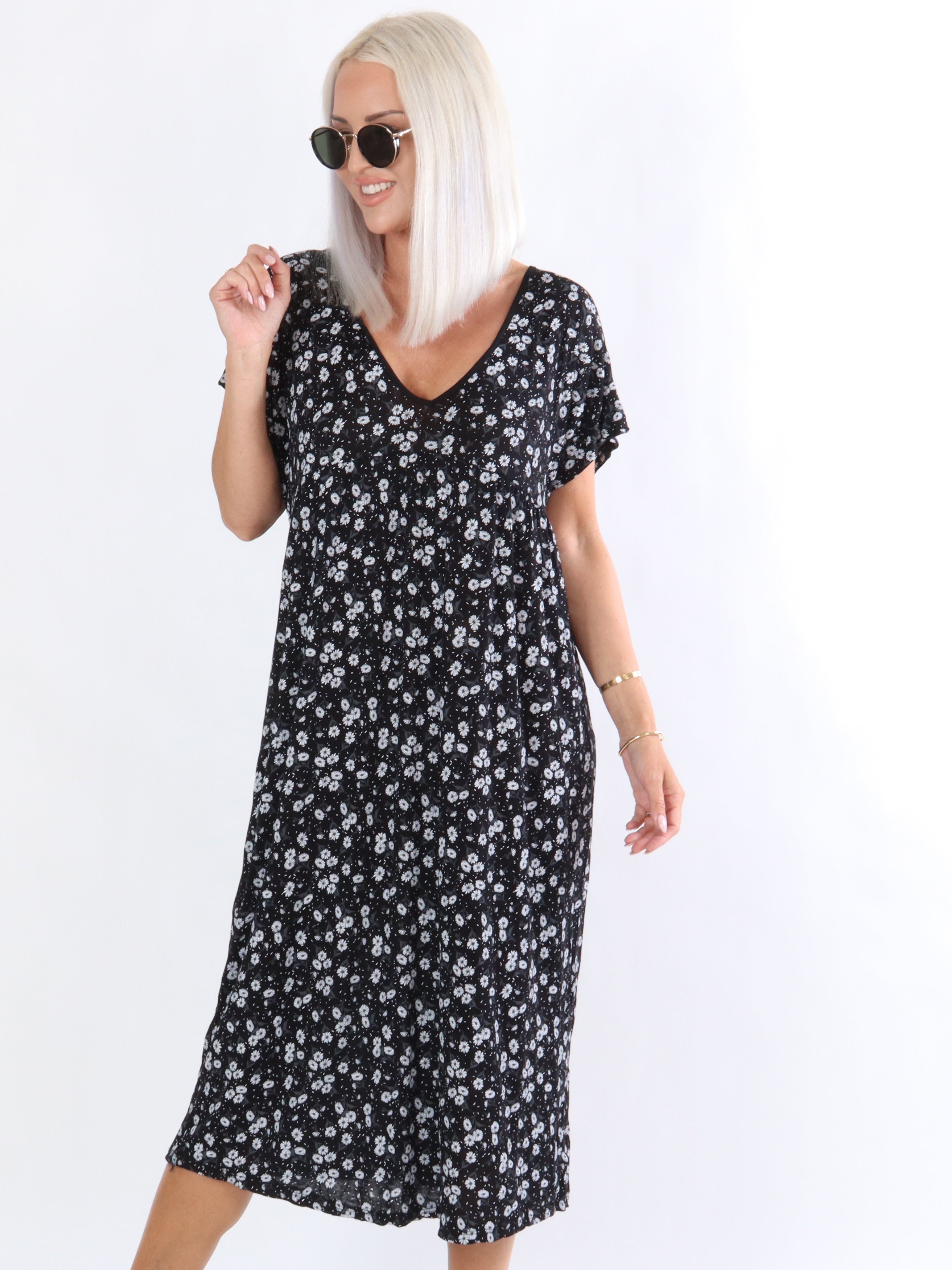 Nega - Lang elastisk kjole i blomsterprint